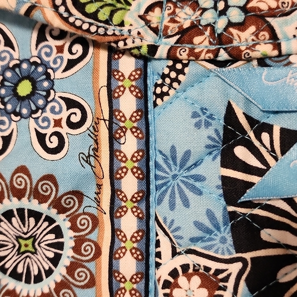 Vera Bradley Tote - Picture 4 of 4